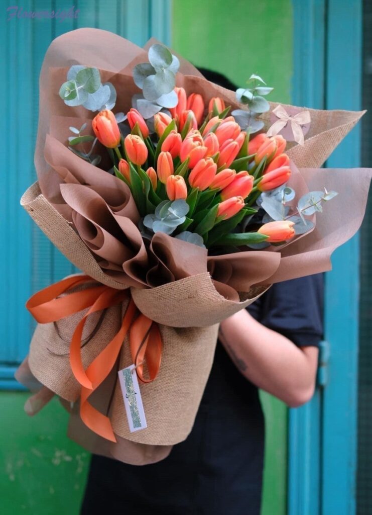 Hoa tulip cam - mẫu hoa đẹp ngày 14/2 rất được ưa thích