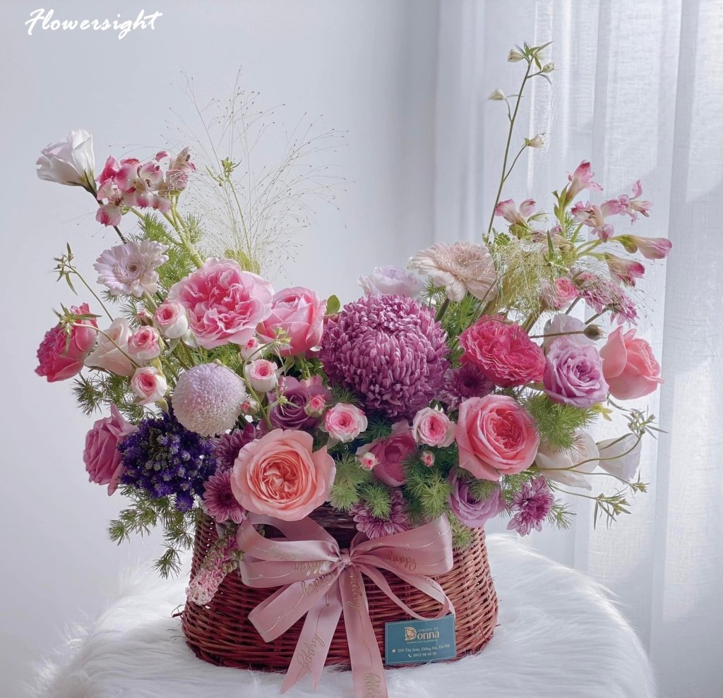 Giỏ hoa màu tím tặng sinh nhật đẹp