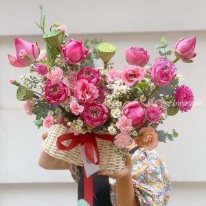 Giỏ hoa sen hồng Lửa tình yêu