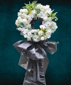 vòng hoa đám tang Thiên Thu