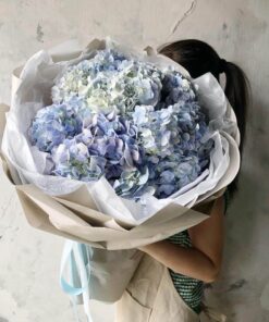 Bó hoa tú cầu Bình yên tuyệt vời