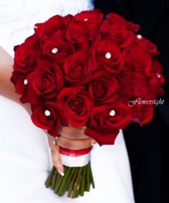 hoa cưới hoa hồng đỏ Stunning