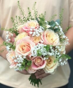 hoa cưới hoa hồng đơn giản Glossy Wedding