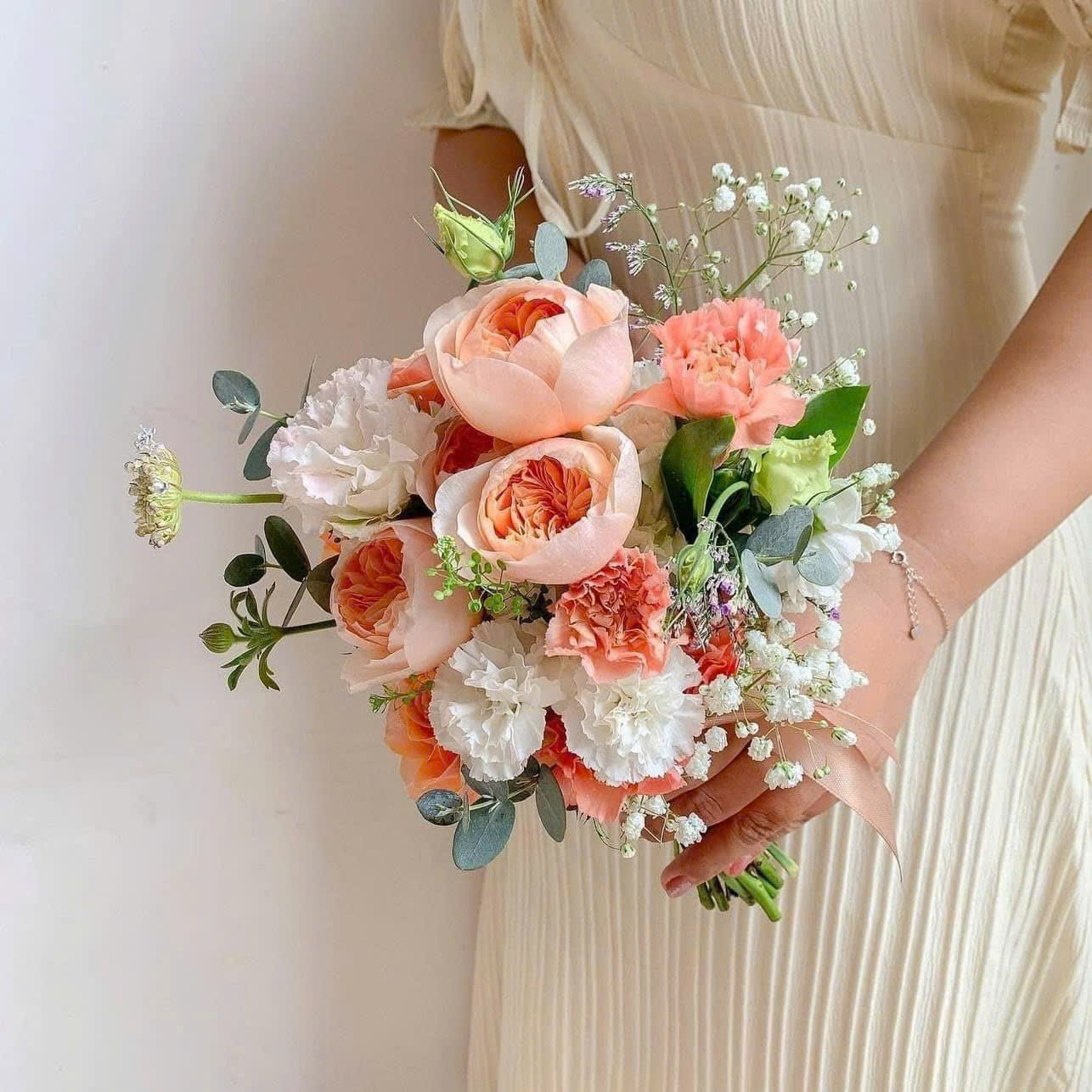 Khoảnh khắc thiêng liêng Hoa cưới hoa hồng