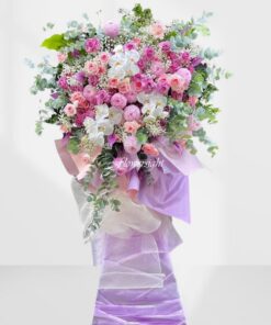 Kệ hoa khai trương Vươn cao