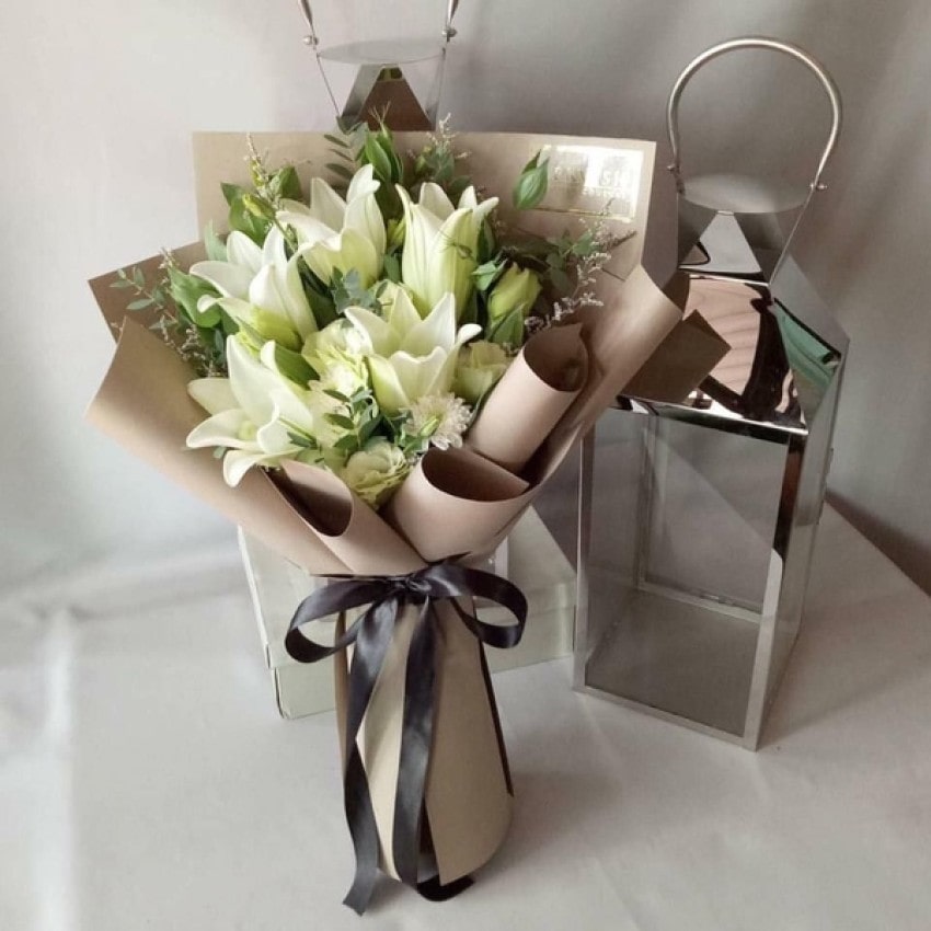 Các loại hoa như hoa đồng tiền, hoa ly hay tulip cũng rất được yêu thích để làm quà dành tặng giáo viên!