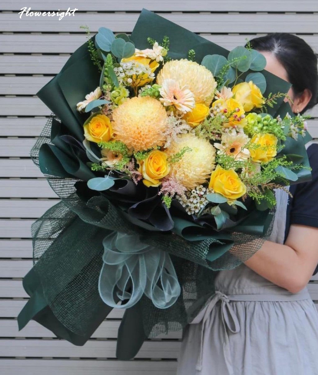 Bó hoa màu vàng