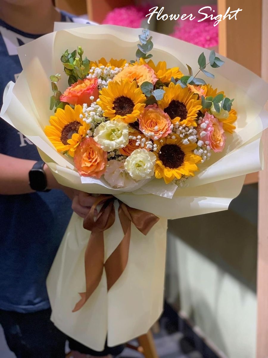 Một bó hoa hướng dương, mang lại nụ cười và sự tươi vui cho mẹ!