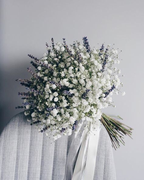 Hoa Lavender kết hợp hoa baby
