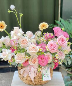 GIỏ hoa tươi đẹp giá rẻ tại TPHCM "Khoảnh khắc vĩnh cửu"