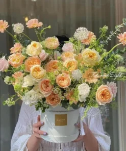 Hộp hoa tươi màu vàng "Đẹp mãi"