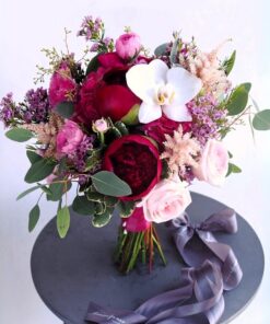 Hoa cưới mẫu đơn đỏ