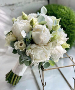 Hoa cưới mẫu đơn trắng