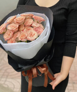 Bó hoa hồng capuchino