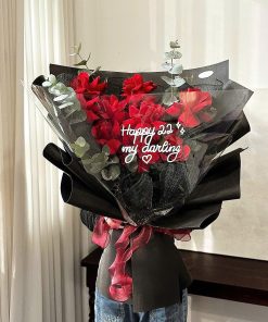 Bó hoa hồng đỏ 10 bông màu nhung