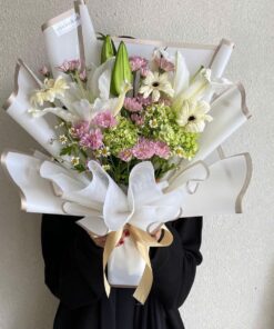 Bó hoa ly trắng tròn