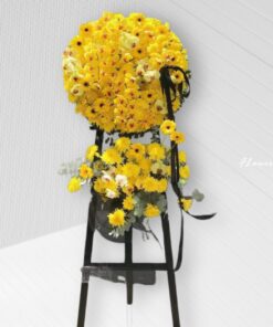 Lẵng hoa cúc vàng dám ma