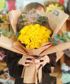 Bó hoa sáp màu vàng