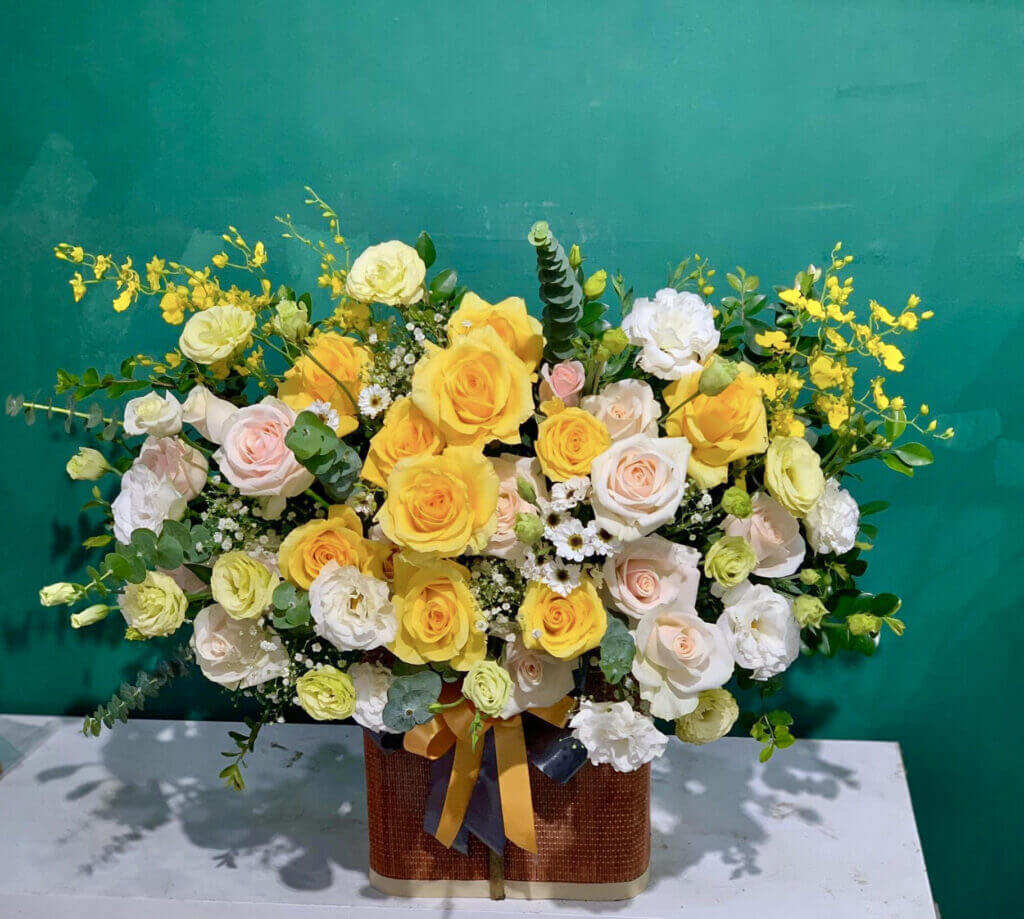 Giỏ hoa hồng 200k