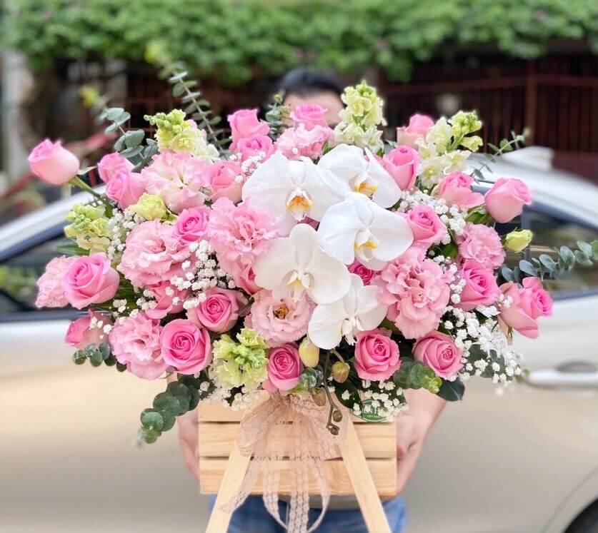 Yêu Nồng Nàn Giỏ hoa vuông