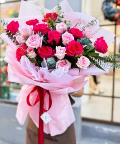 Vẻ đẹp ý nghĩa của bó hoa hồng