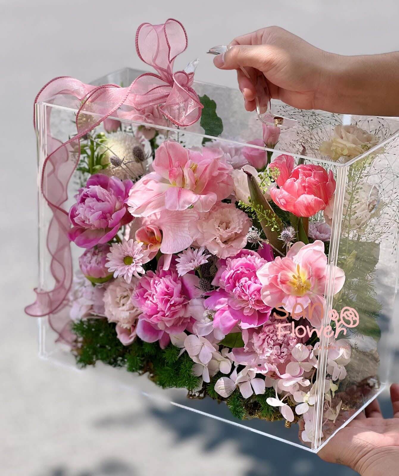 Hộp hoa cúc mẫu đơn 02