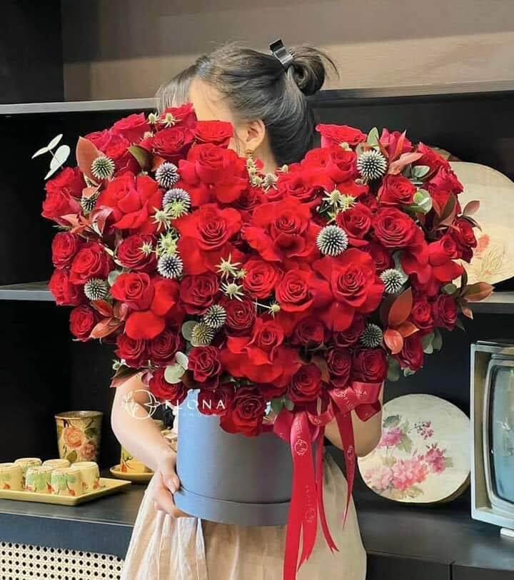 Hộp hoa trái tim 03