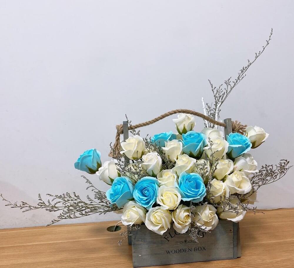 lẵng hoa sáp