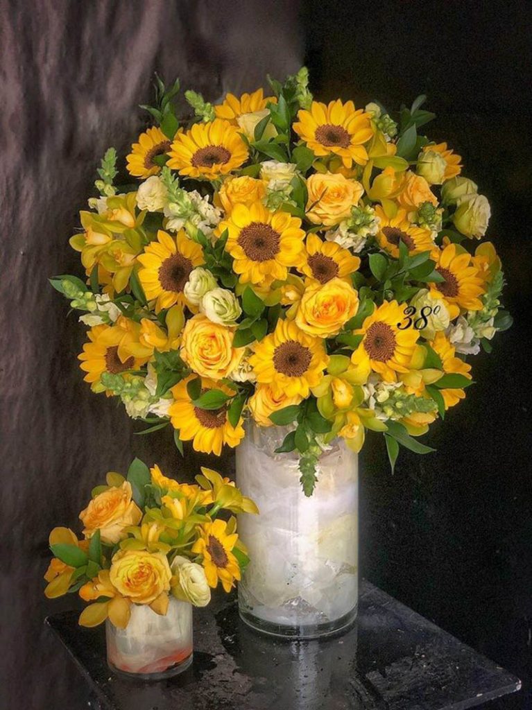 Hoa hướng dương mừng thọ ông bà