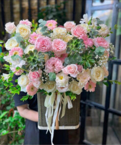 Hộp hoa tươi Chill Guy