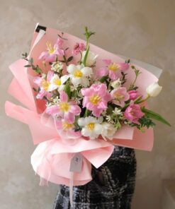 Bó Hoa Tulip Họa Sĩ