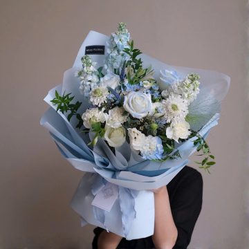 Người lạ thoáng qua