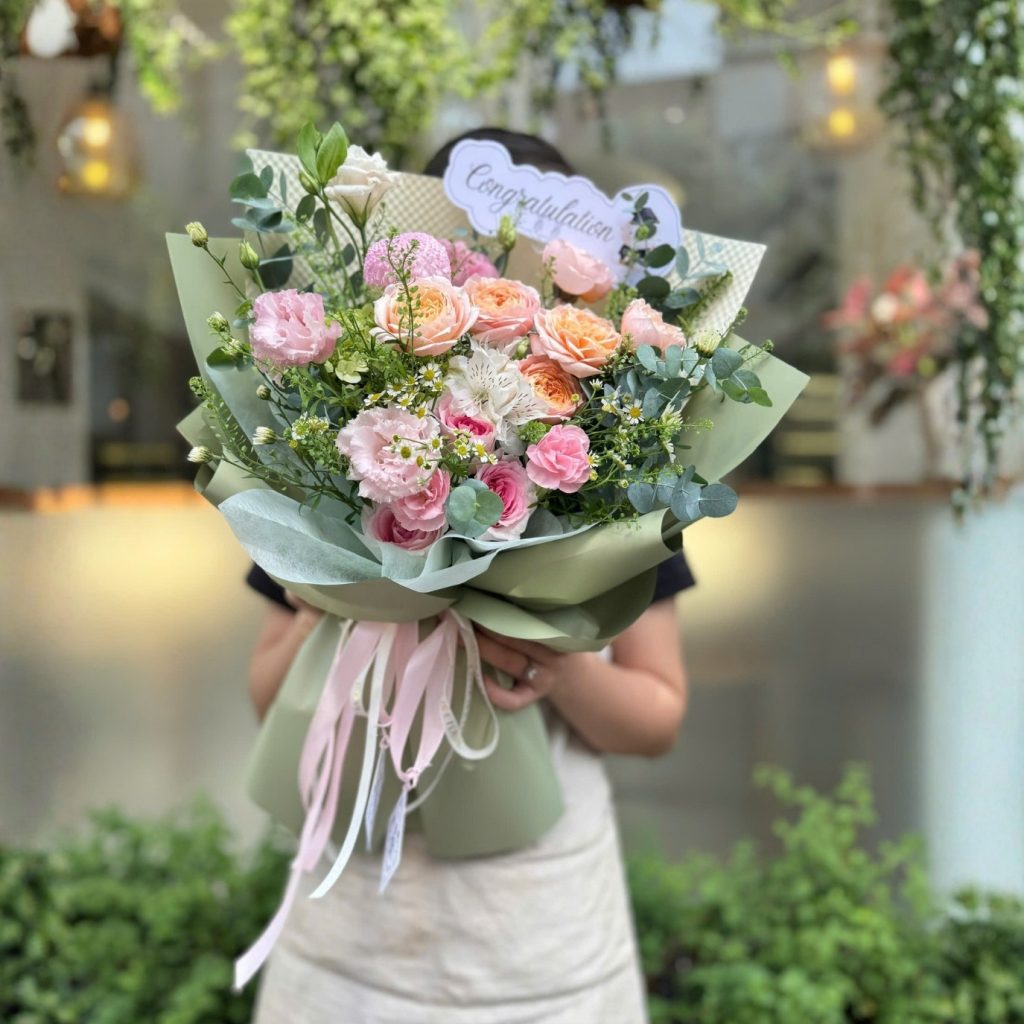 Bó Hoa Tặng Mẹ Clockwork