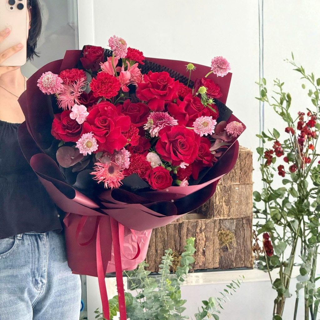 Bó Hoa Tình Yêu Quốc Vương