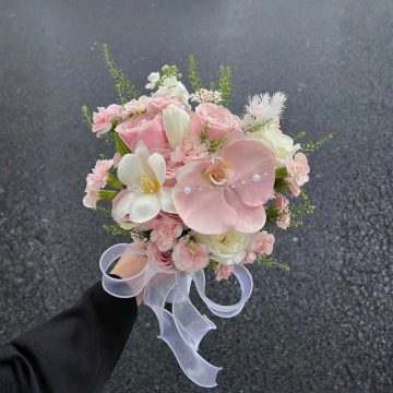 Đêm trăng tình yêu