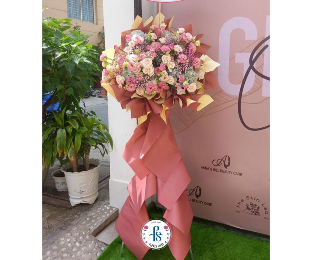 Kệ hoa khai trương truyền thống