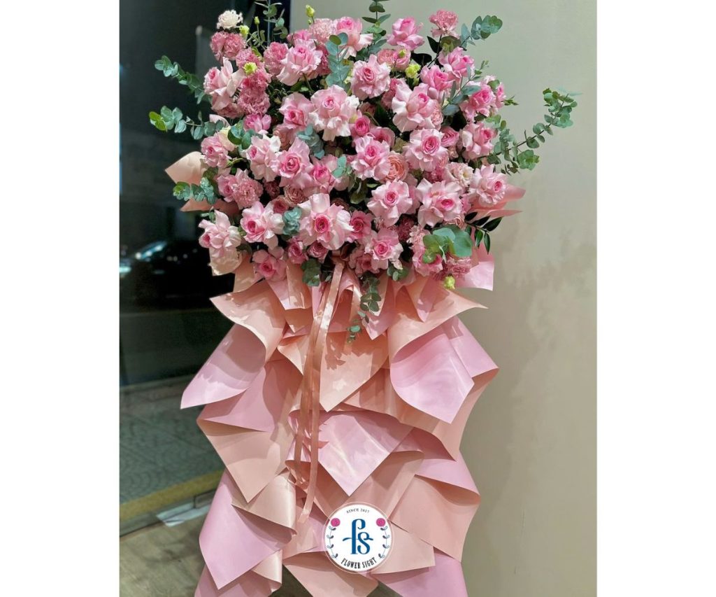 Giá kệ hoa khai trương