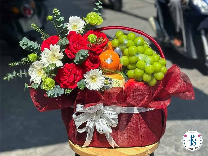 Mẫu giỏ hoa trái cây 2