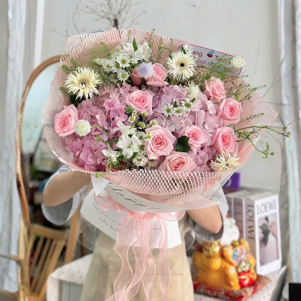 Love Is A Drug Bó Hoa Cẩm Tú Cầu Love Is A Drug