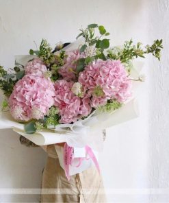 Bó hoa cẩm tú cầu Satellite