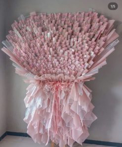 Bó hoa tiền Another Love