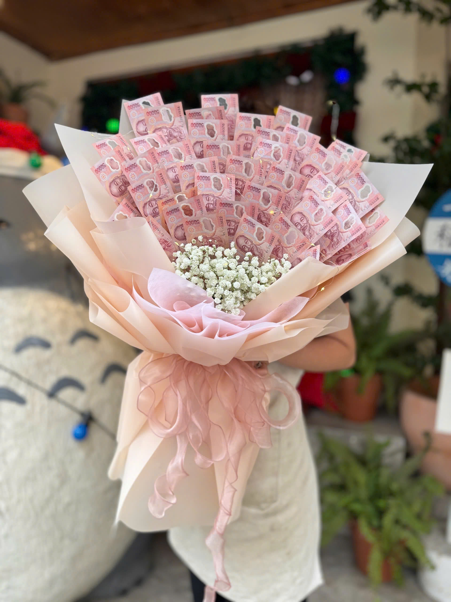 Motley Crew Bó Hoa tiền Motley Crew