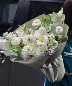 Bó hoa tình yêu Tri Ân