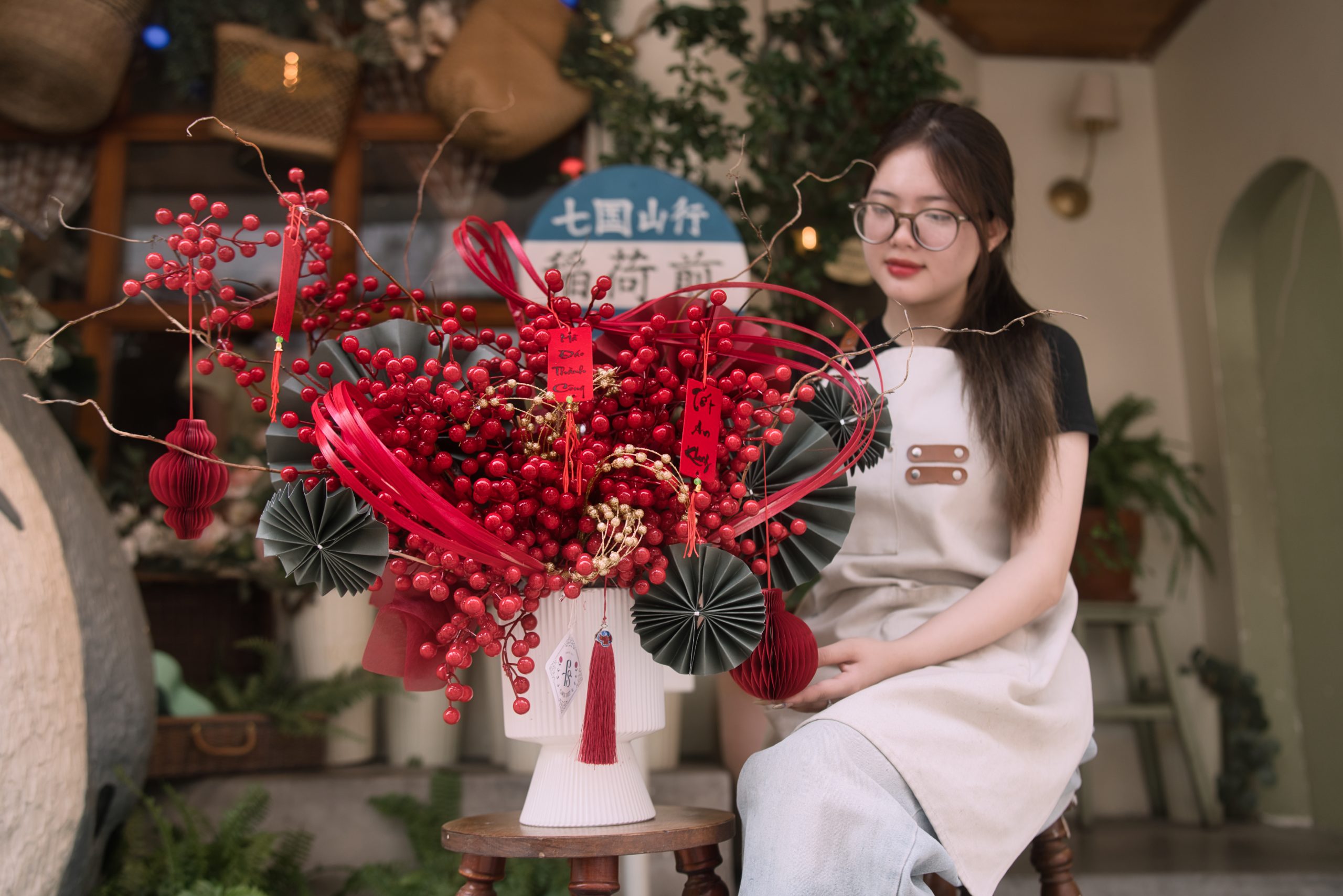 Hoa tết đẹp Xuân bên em