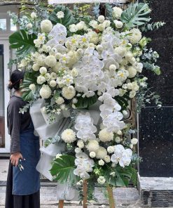 Kệ tang hiện đại Rains in Heaven