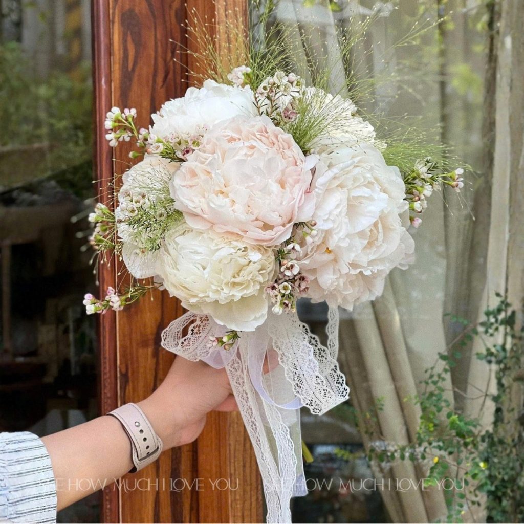 Sweet Harmony Bó Hoa Cưới Mẫu Đơn Sweet Harmony