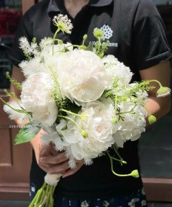 Bó hoa cưới mẫu đơn Vương Khôi Mẫu Đơn