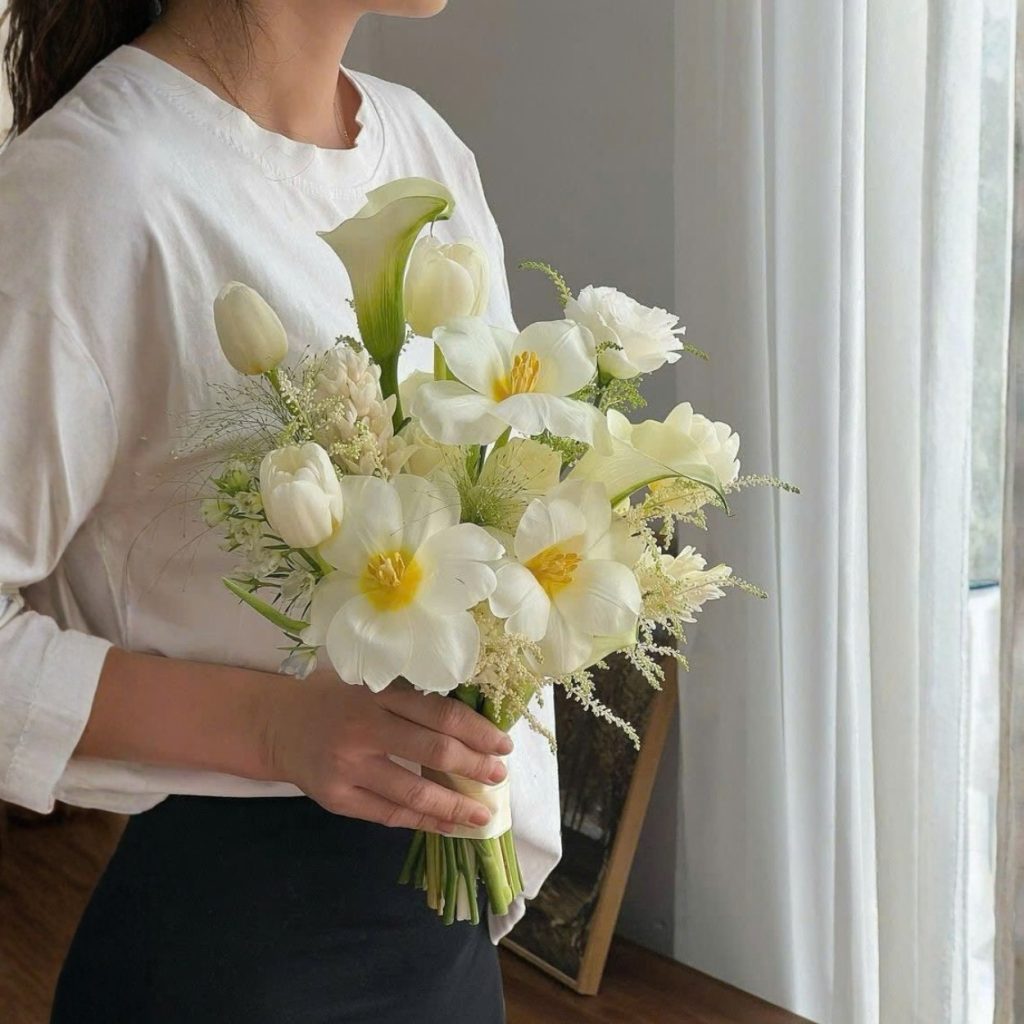 Ngày Em Là Cô Dâu Bó Hoa Cưới Tulip Ngày Em Là Cô Dâu