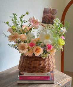 Hoa khai trương để bàn Khởi Đầu Mới