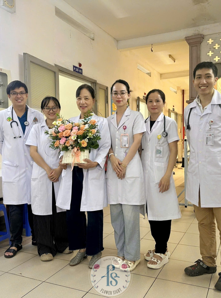 Customer review tiệm hoa FlowerSight 4